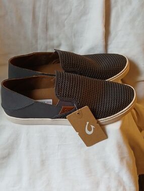 OluKai Women's Slip-On Loafers in Charcoal Gray - Pehuea